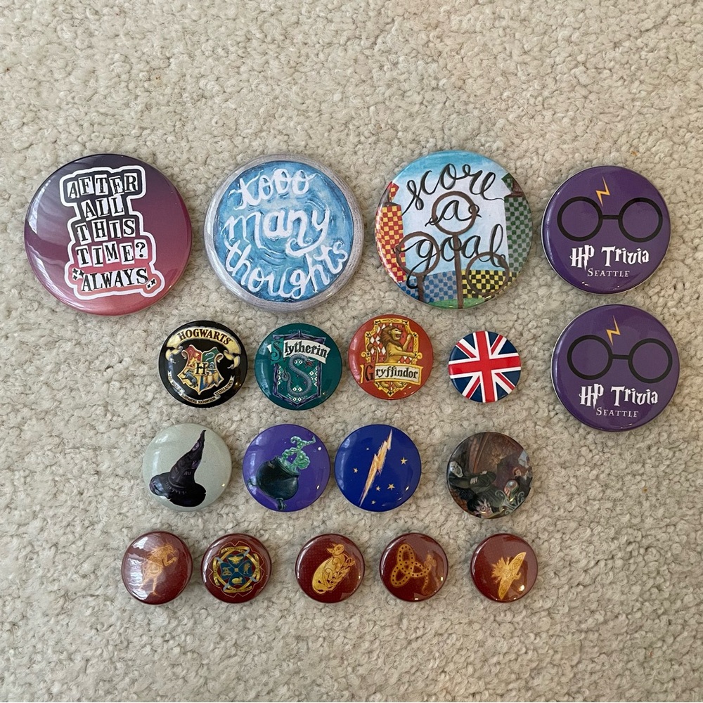 Colorful Harry Potter Button Pin Collection (18)